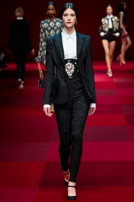 dolce gabbana tailleur|dolce gabbana online shopping.